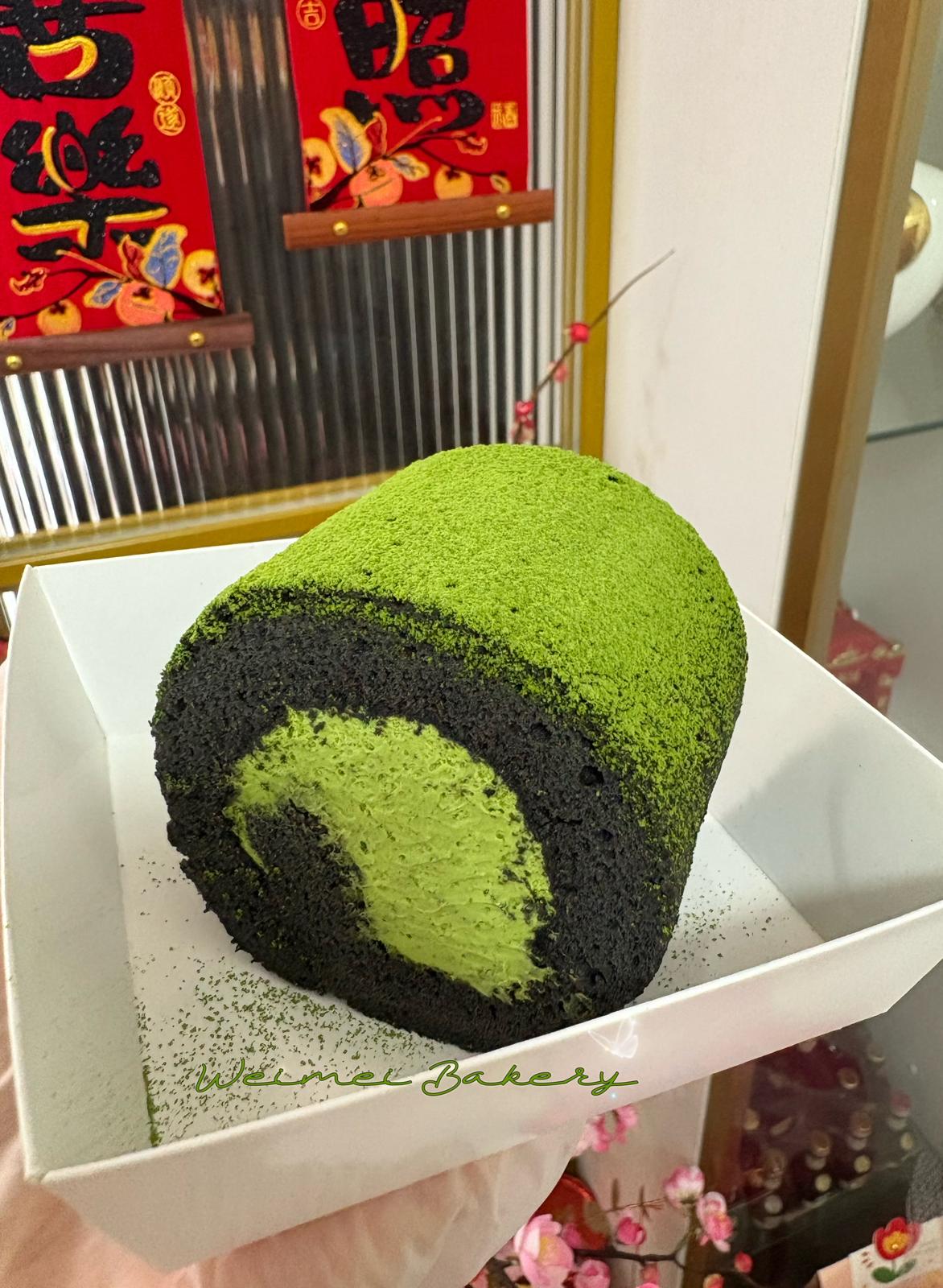Black Sesame Matcha Swiss Roll 黑芝麻抹茶瑞士卷