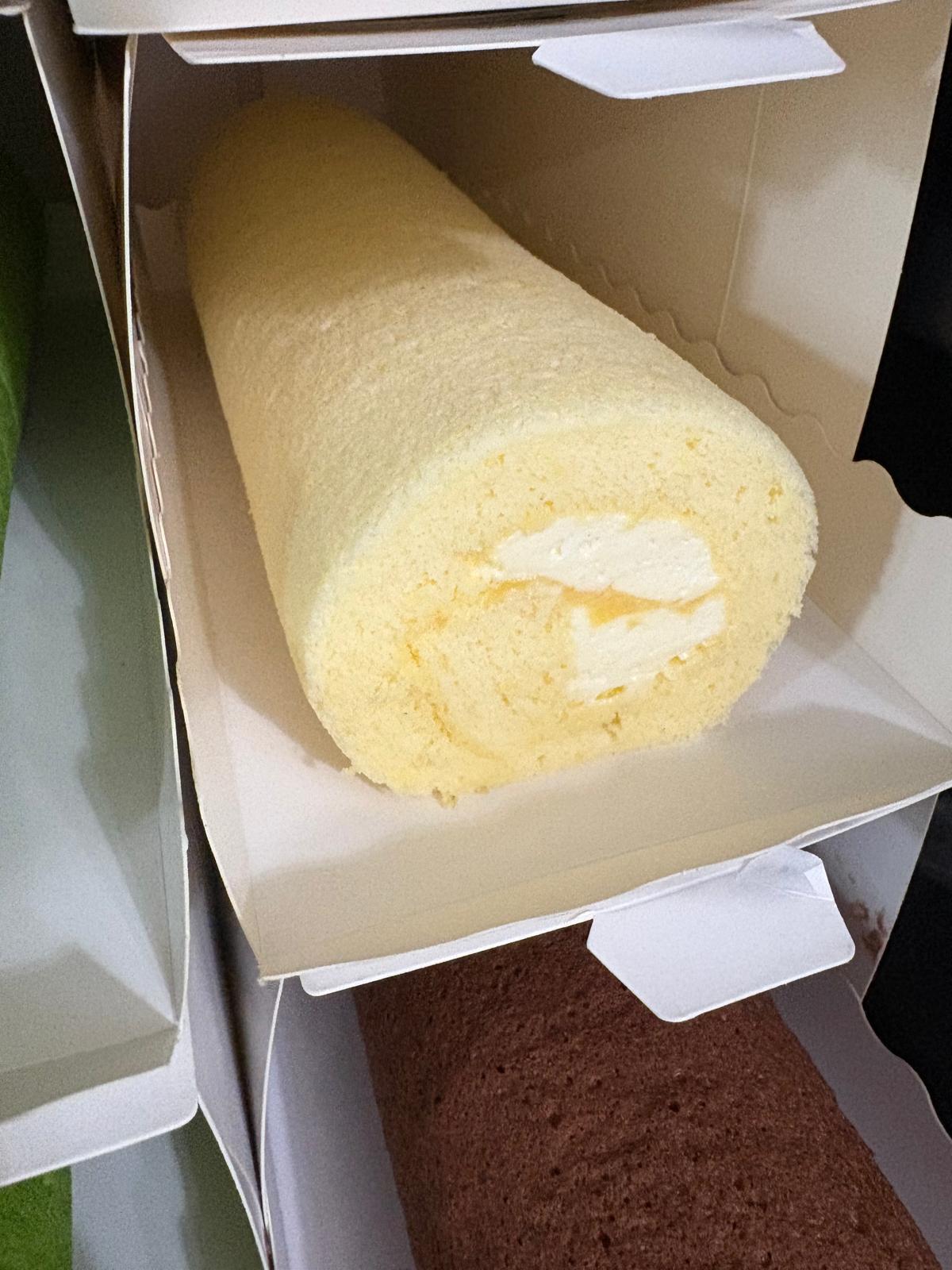 Lemon Curd Swiss Roll 柠檬凝乳瑞士卷