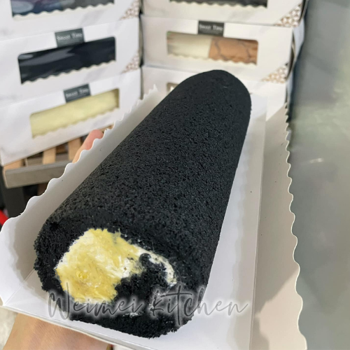 Premium Durian Swiss Roll